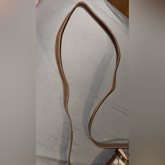 Gucci Crossbody Bag - Picture 13 of 16